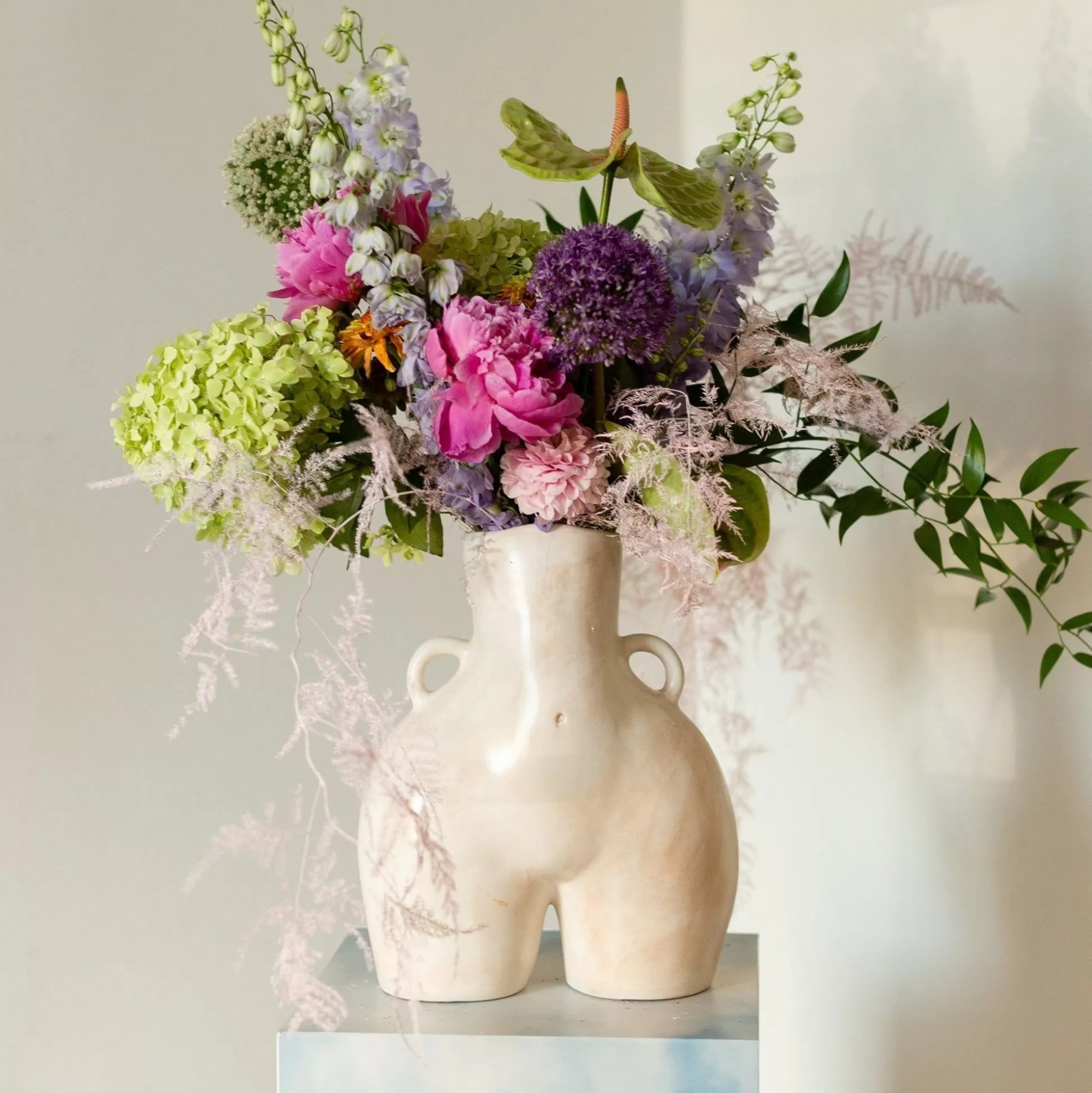 Flash Sale Love Handles Vase (Marble) Home